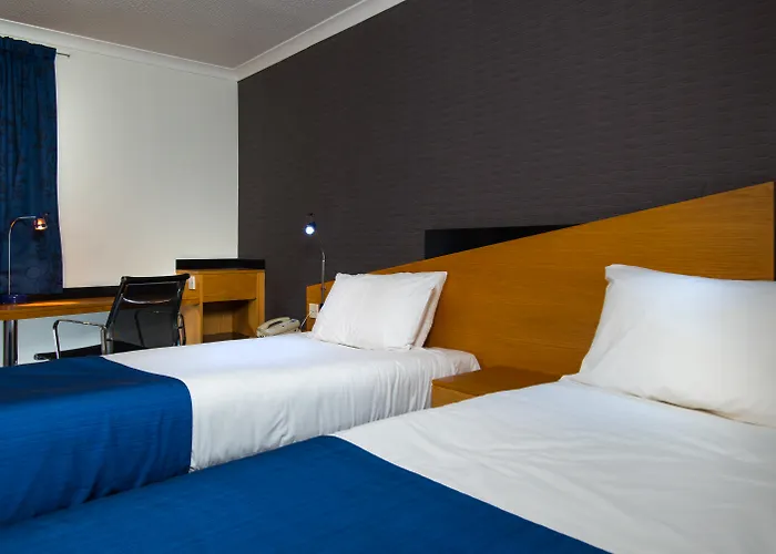 Golf hotels Holiday Inn Express Manchester East By Ihg