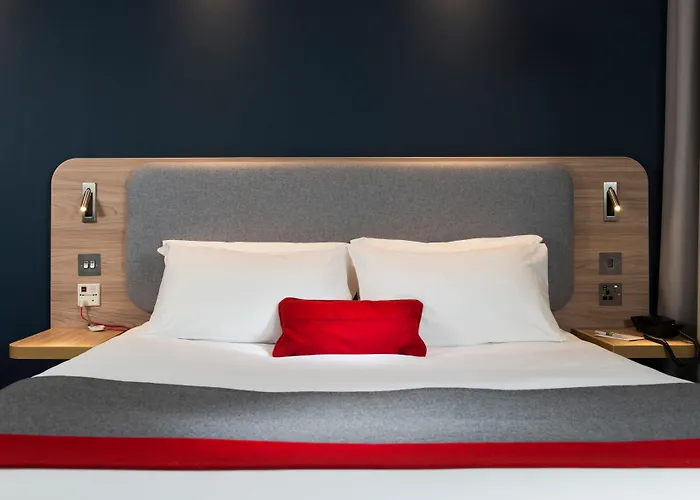  Holiday Inn Express London-Hammersmith By Ihg