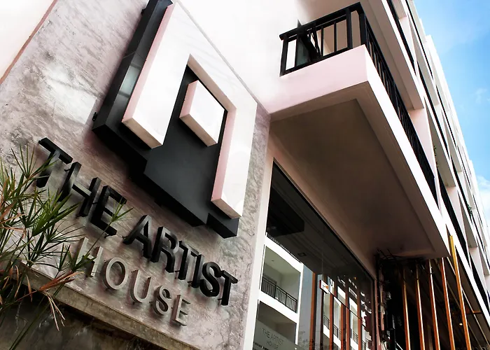 Artist House