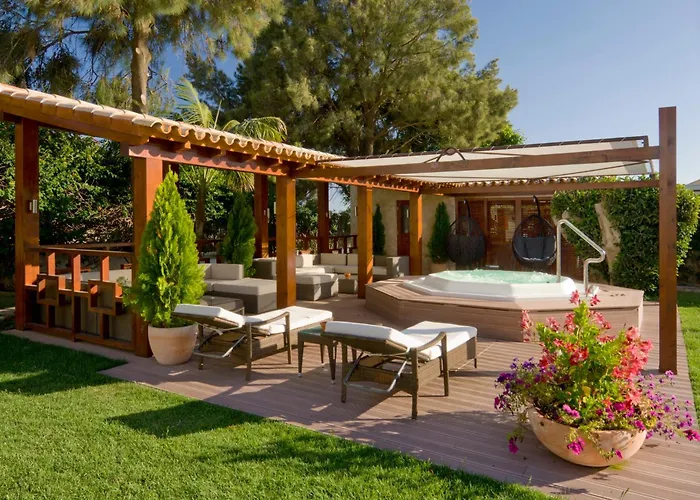 Pet Friendly hotel: Cerro Da Marina Hotel - Adults Only