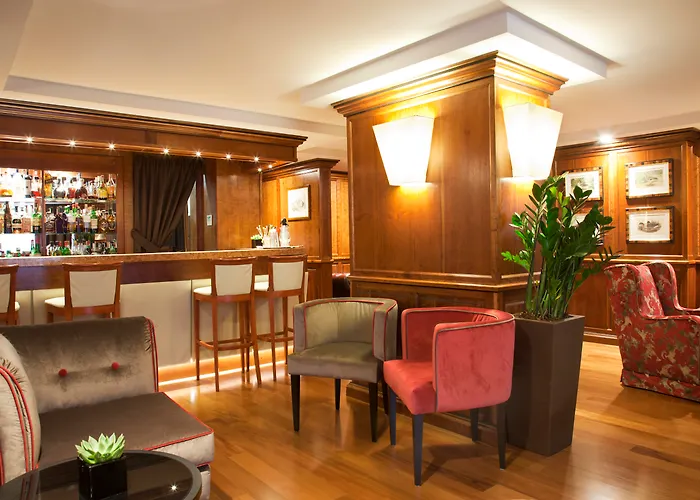 Jacuzzi-Hotel: Sina De La Ville