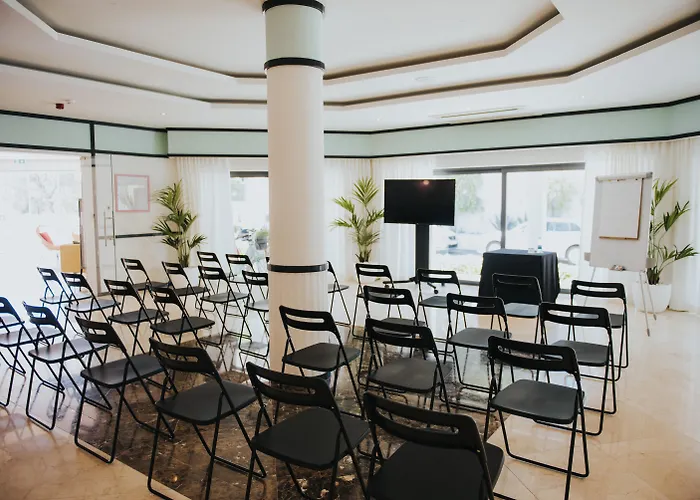 Luxury hotel only: The Magnolia Hotel (Adults Only)