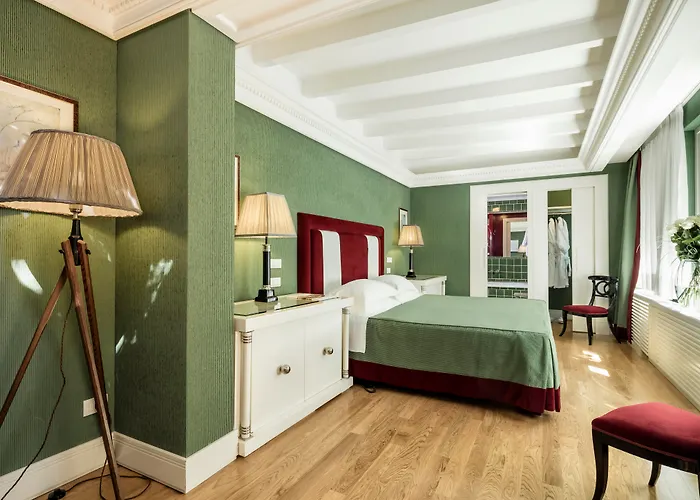 Hotels with a view Regency - Small Luxury s Of The World