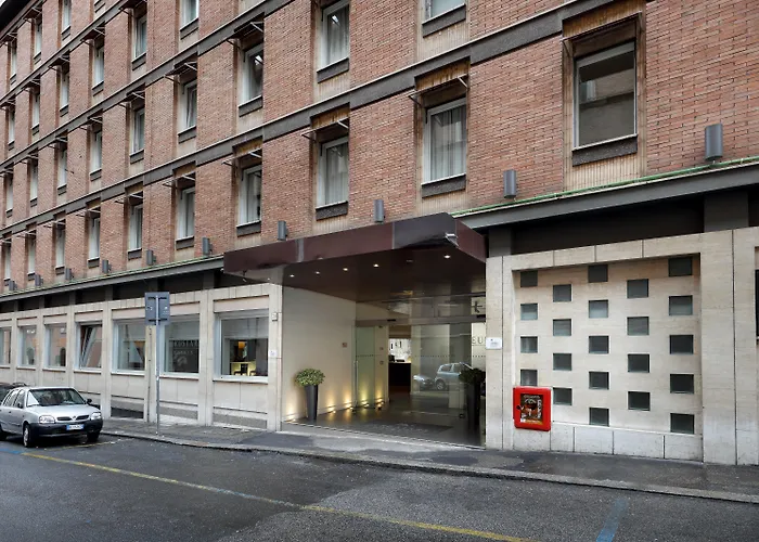  Mercure Roma Centro Saint John