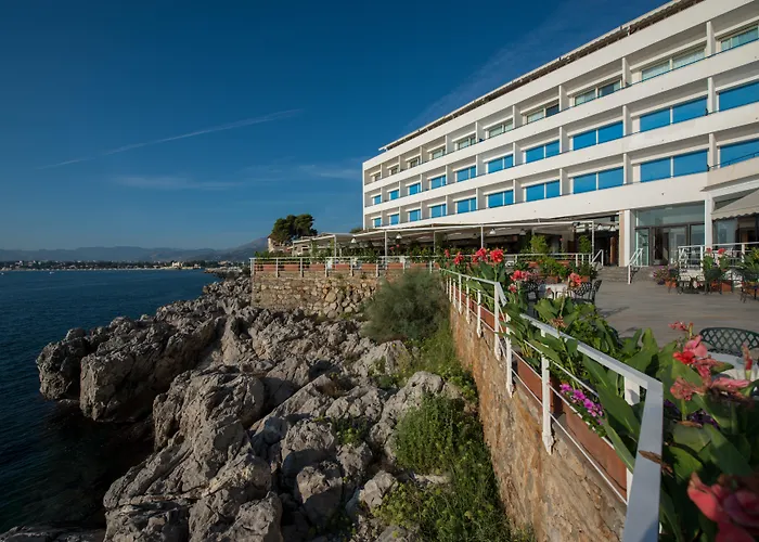 Hotel with view: Splendid Hotel La Torre