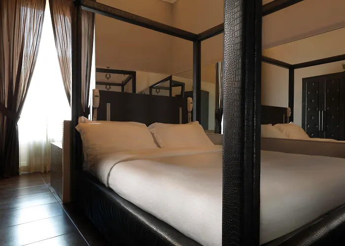 Luxury hotel only: Le Reve De Naim Roma