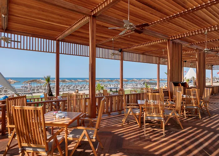Hotels with tennis Titanic Deluxe Golf Belek