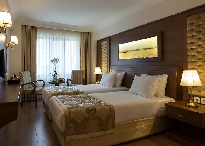 Hotel with view: Hotel Yigitalp Istanbul