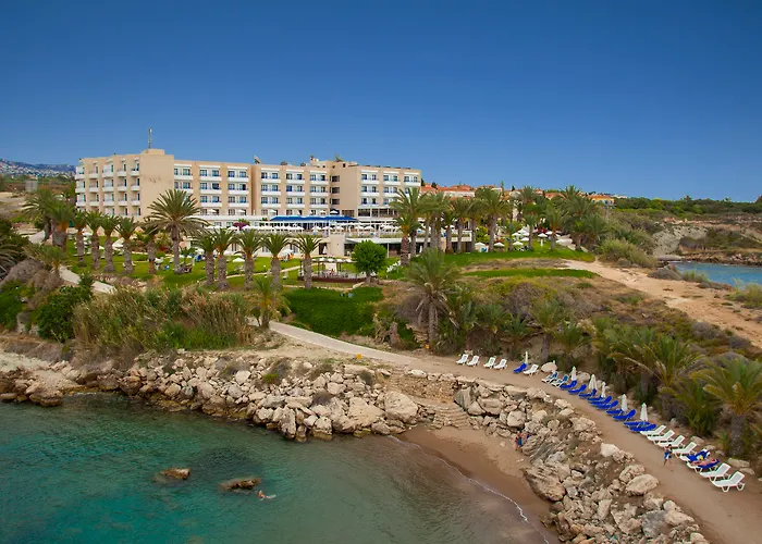 Queens Bay Hotel
