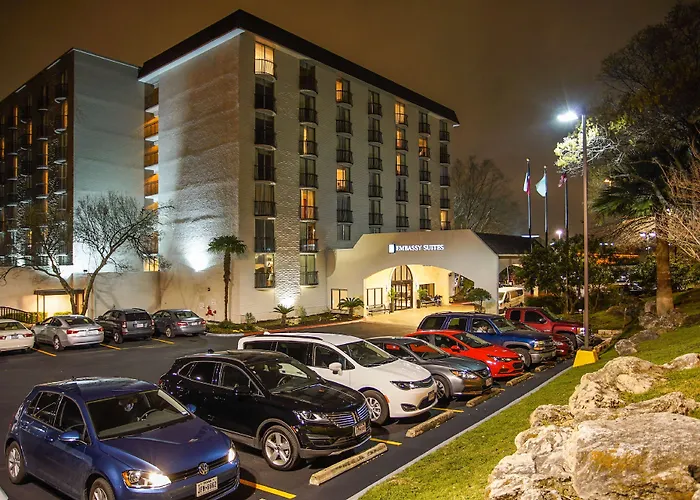 Romantic hotel: Embassy Suites San Antonio Northwest I-10