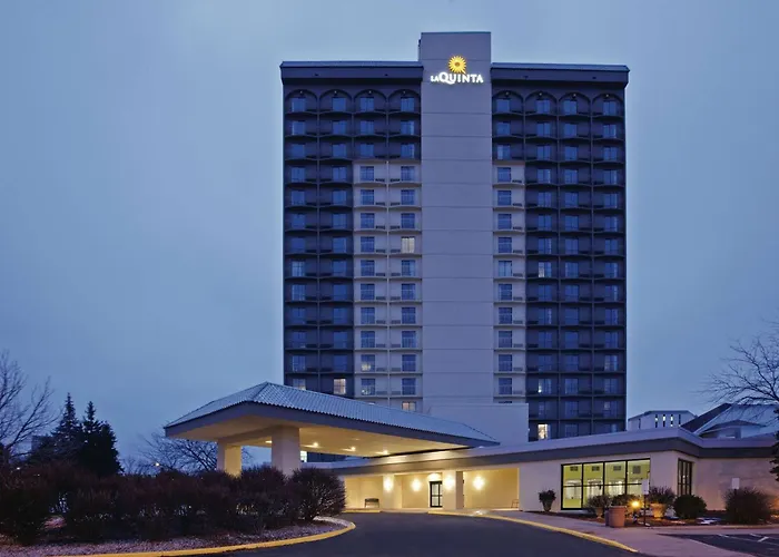 Hotel: La Quinta By Wyndham Minneapolis Bloomington W - Free Airport Shuttle