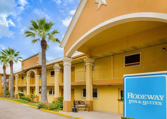 Hotel near College: Rodeway Inn & Suites Houston Near Medical Center