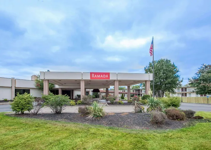 3 star hotel: Ramada By Wyndham Louisville North