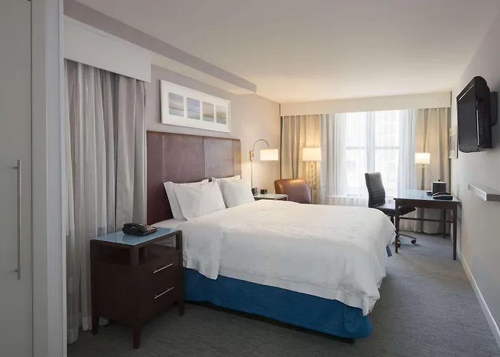 Self catering: Hampton Inn Manhattan-Seaport-Financial District
