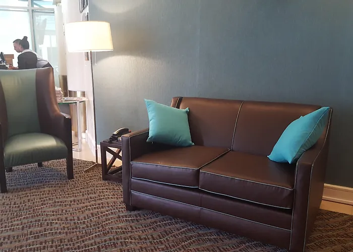 Lic Manhattan View Hotel