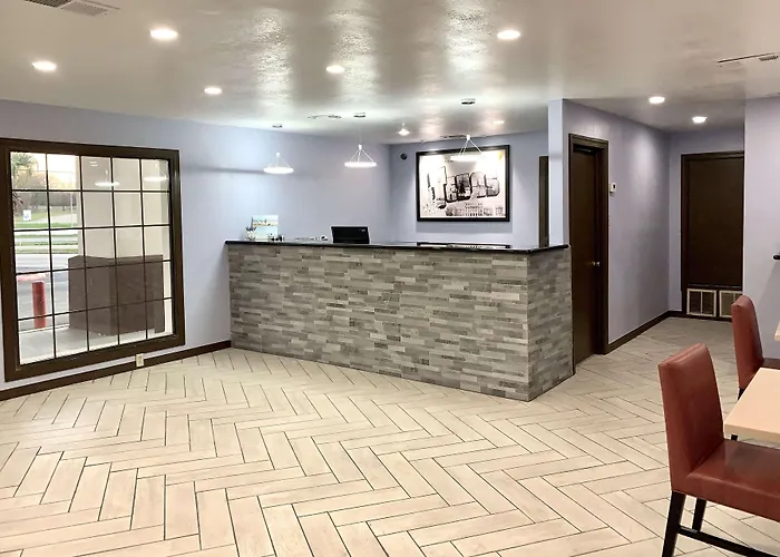 Motel: Super 8 By Wyndham - Canton, Texas