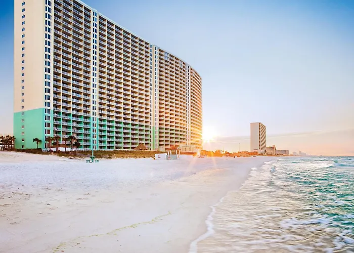Pet Friendly hotel: Club Wyndham Panama City Beach