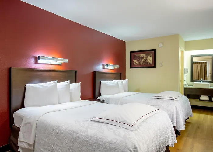 Family Hotel: Red Roof Inn Plus+ San Francisco Airport