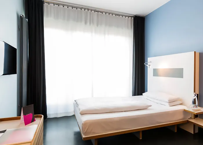 4 star hotel: Ku'Damm 101 Hotel