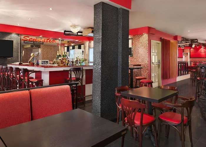 Romantic hotel: Howard Johnson By Wyndham Abu Dhabi Downtown