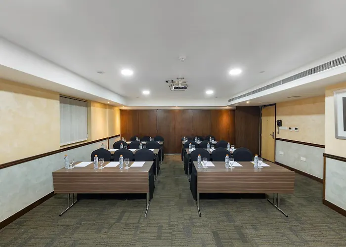 Golf hotel: Citymax Sharjah