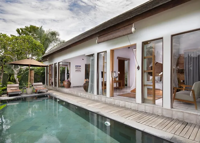 Villa Kayu Lama