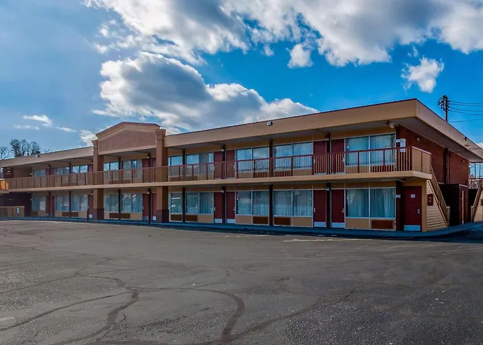 Pet Friendly hotel: Quality Inn Luray