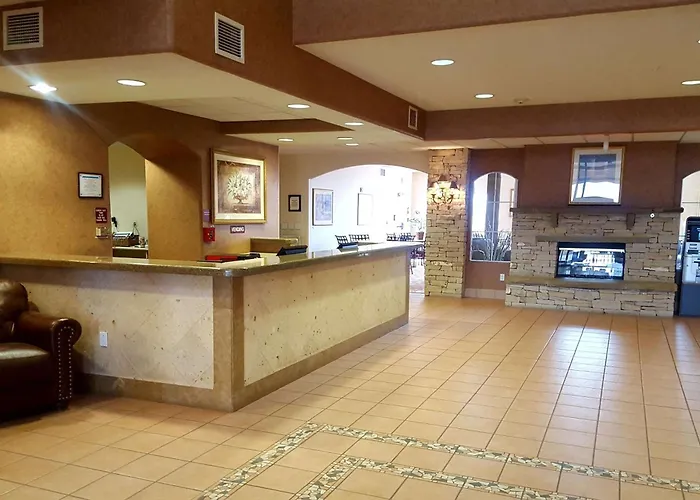 Baymont By Wyndham Belen Nm