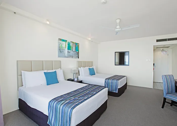 Hotel with Tennis: Rydges Esplanade Resort Cairns