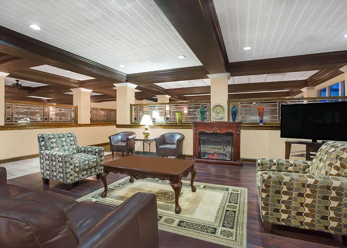 Hotel: Days Inn By Wyndham Asheville/Mall