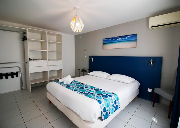 Hôtel avec vue: Hôtel Bel Azur