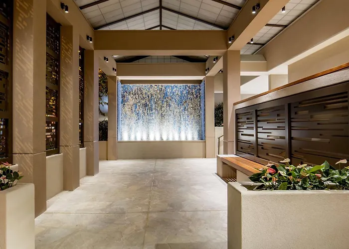 Hilton Garden Inn Waikiki Beach