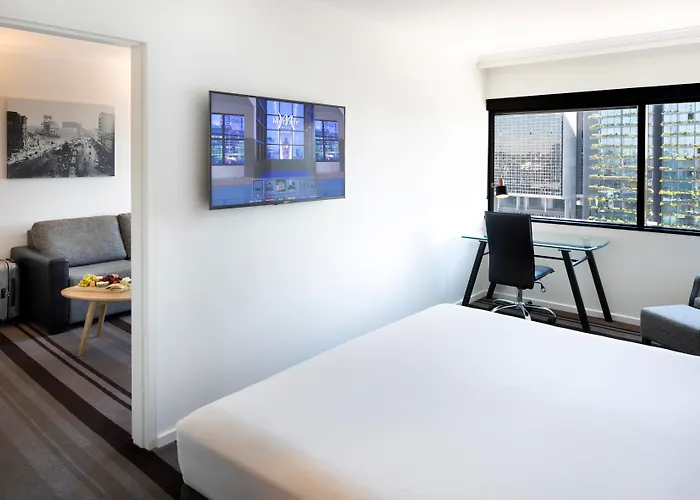  Mercure Sydney