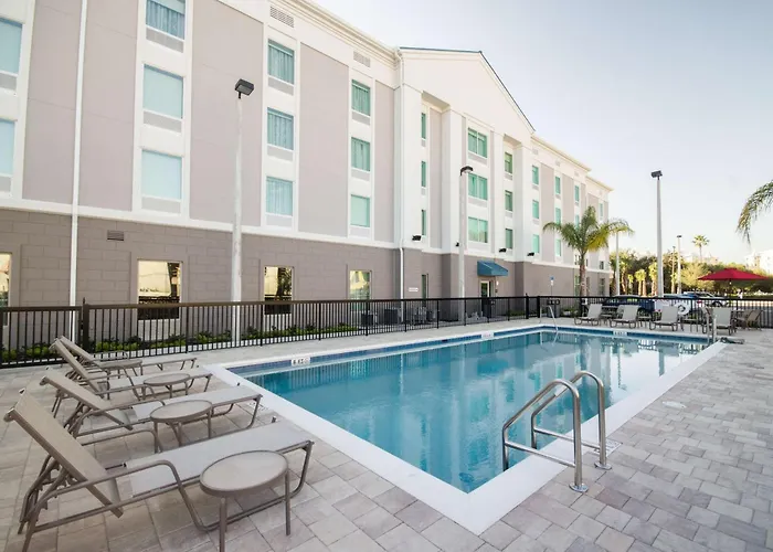 Family Hotel: Hampton Inn & Suites Orlando Near Seaworld