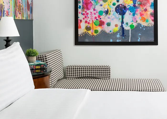 Ping Pong hotel: Studio Allston Hotel Boston