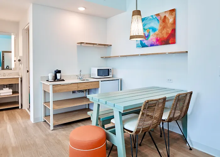 Universal'S Endless Summer Resort - Surfside Inn And Suites