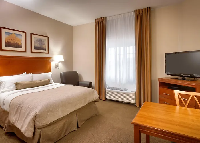 Cheap hotel: Candlewood Suites Grand Junction By Ihg
