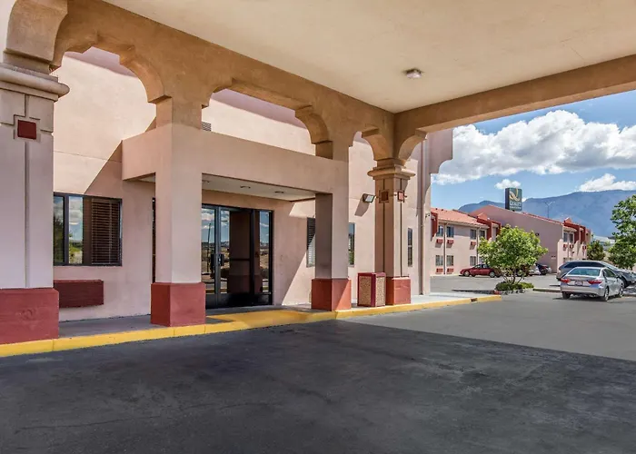 Quality Inn & Suites Albuquerque North Near Balloon Fiesta Park