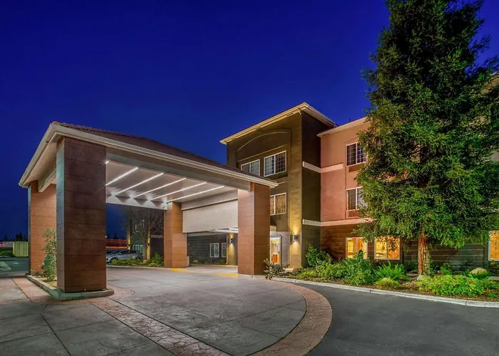 La Quinta By Wyndham Bakersfield North