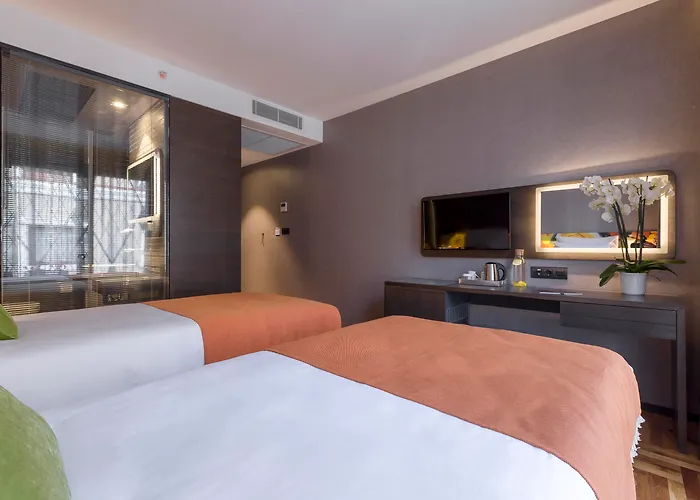 Selbstverpflegung: Lampa Design Hotel-Special Category
