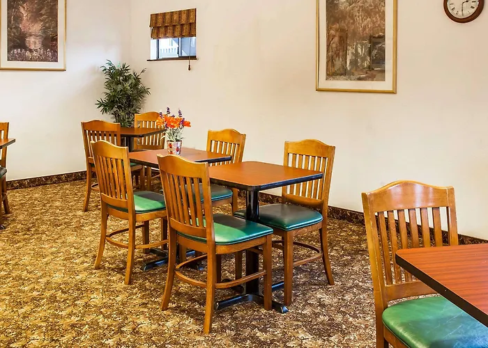 Econolodge Everett