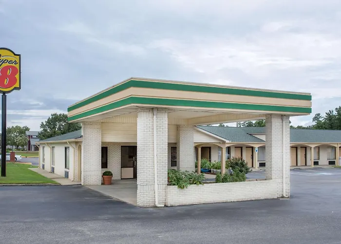 Super 8 By Wyndham