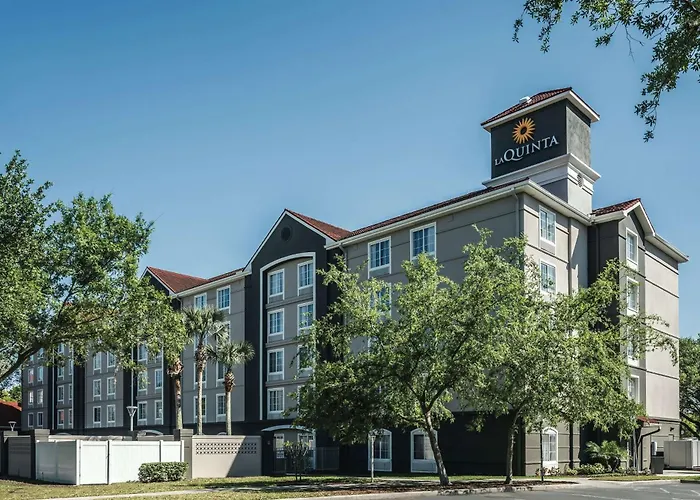 Cheap hotel: La Quinta By Wyndham Orlando Lake Mary