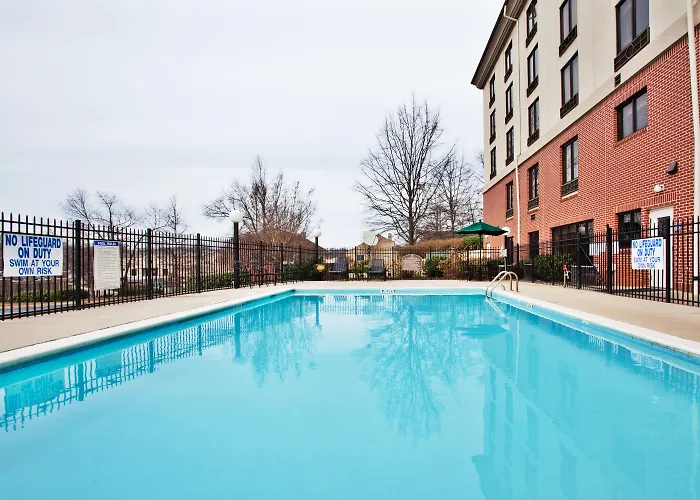 Hampton Inn & Suites Greenville-Downtown-Riverplace