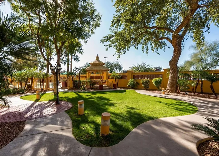 La Quinta By Wyndham Phoenix West