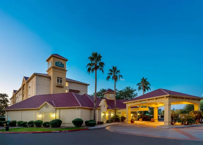 La Quinta By Wyndham Phoenix West