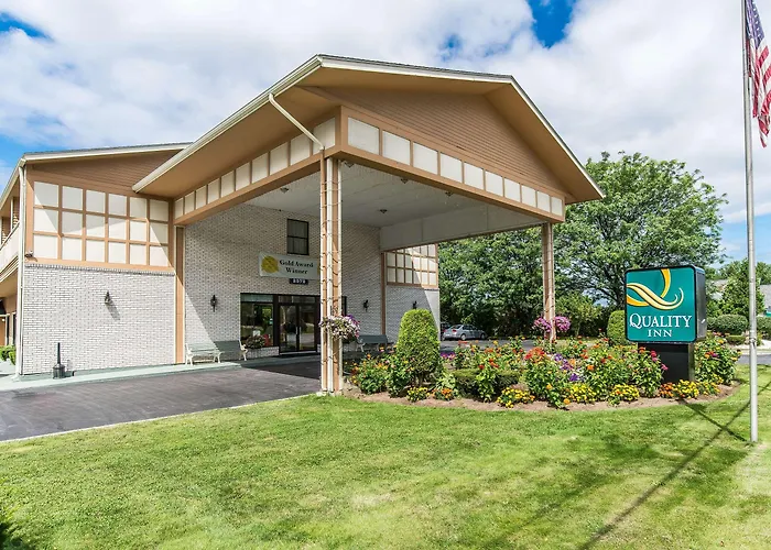Airport Hotel: Quality Inn Shelburne - Burlington