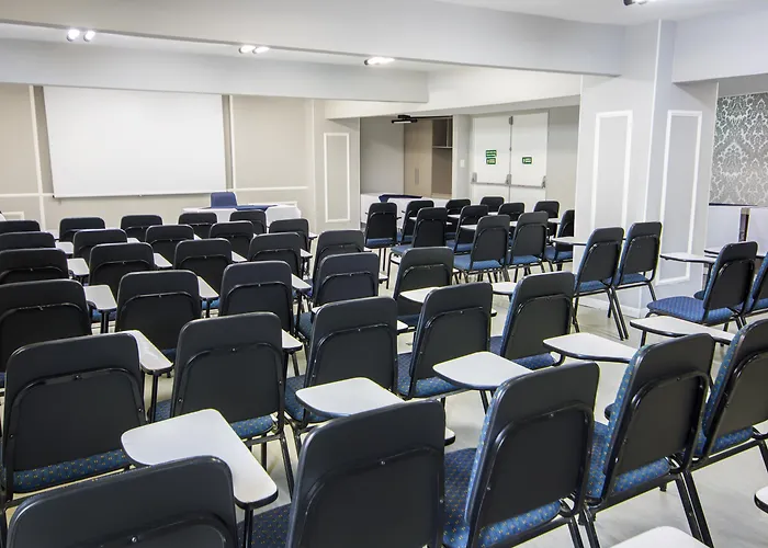 Hotel com parque aquático: Hotel Nacional Inn Poços de Caldas - Lazer completo e Gastronomia no Centro