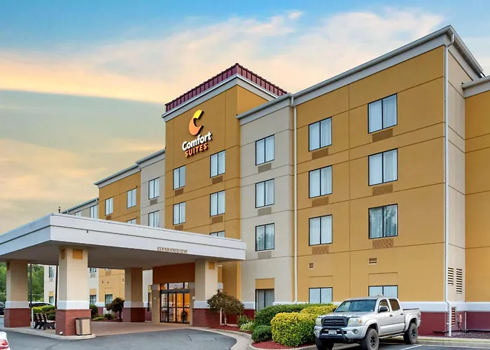 Boutique hotel only: Comfort Suites Fredericksburg North