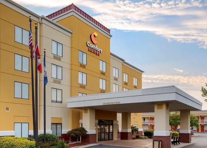 Boutique hotel only: Comfort Suites Fredericksburg North